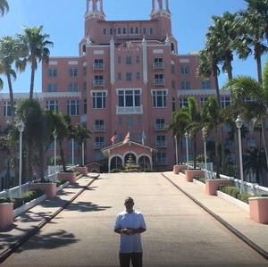 Meet your Posher, Aaron